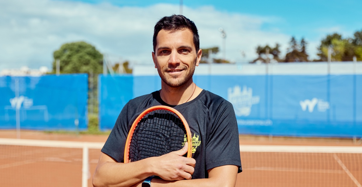 Mariano Palena sur les courts en terre battue des Plaines-du-Loup